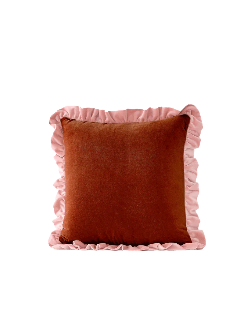 Omega Dekoratif Fırfır Kadife Kırlent